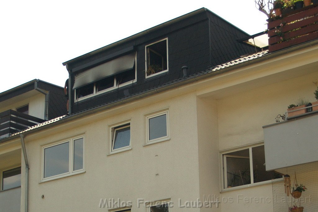 Mark Medlock s Dachwohnung ausgebrannt Koeln Porz Wahn Rolandstr P18.JPG